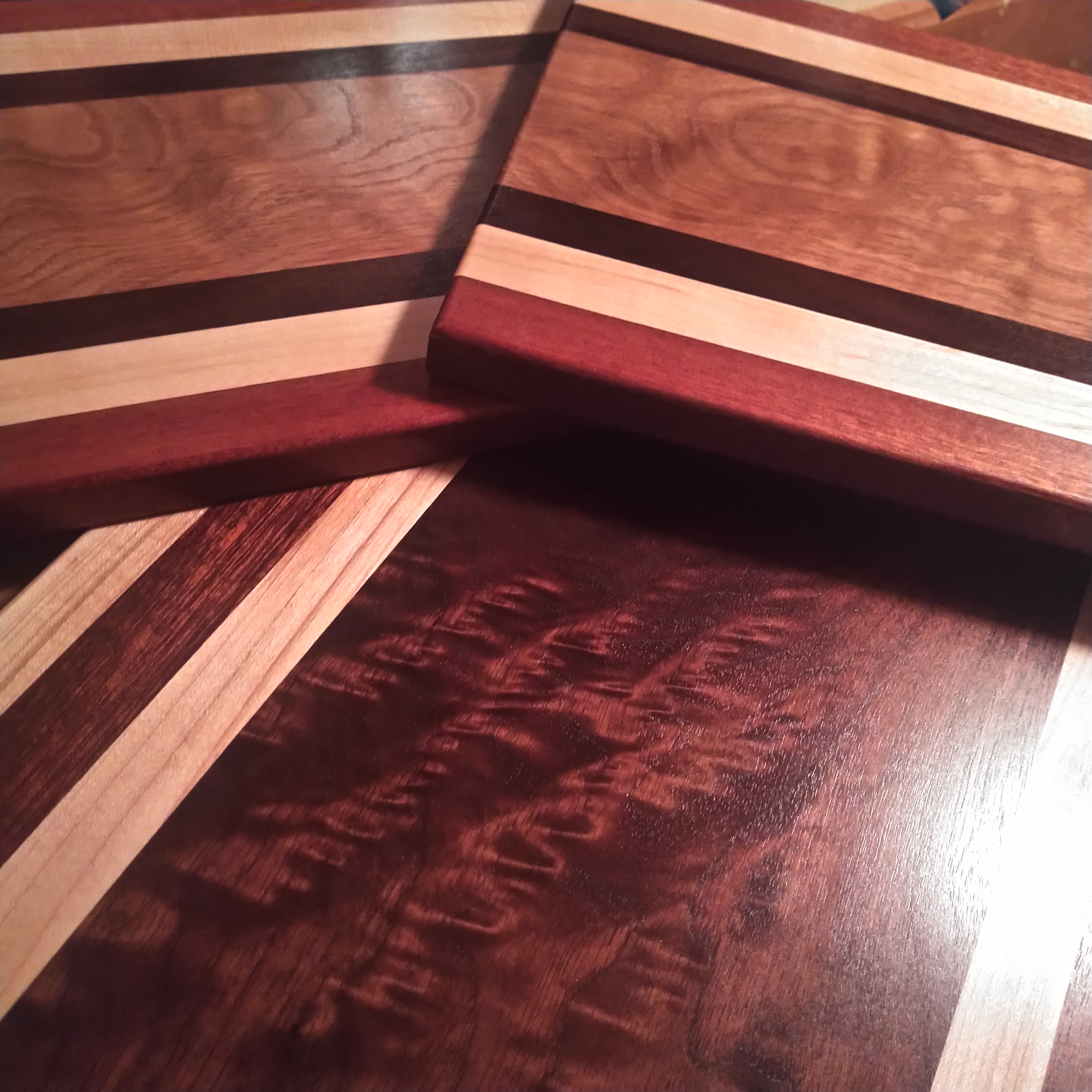 Assorted wooden cutting boards - morgan Angus